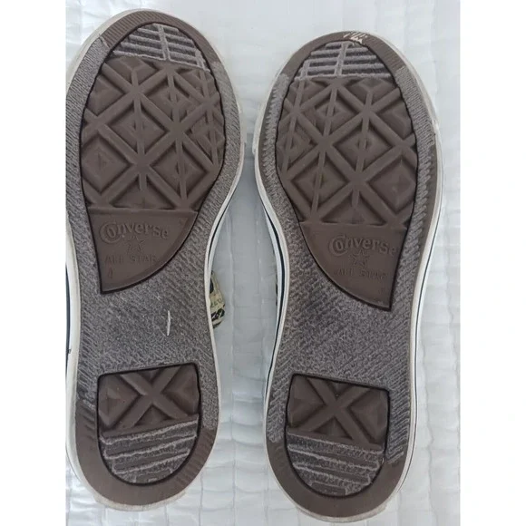 Converse Unisex Sz. 4 MEN 6 WOMEN Chuck Taylor All Star Cash Money Print Canvas - Picture 5 of 6